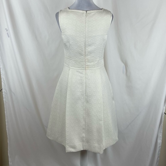 Heidi Weisel Cream Pleated Dress Size 10 - Picture 5 of 13
